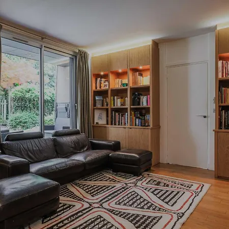 Authenticity With Large Garden 4b-8p Apartment Boulogne-Billancourt